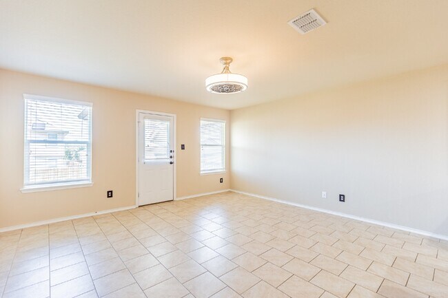 Building Photo - 1744 Emerald Edge