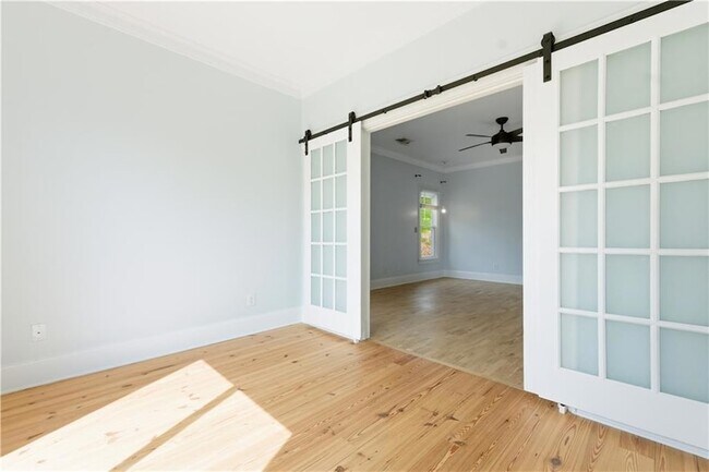 Building Photo - 850 Ormewood Ave SE