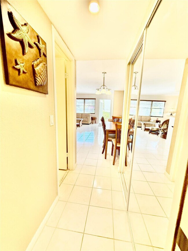 Building Photo - 42 Tilford C