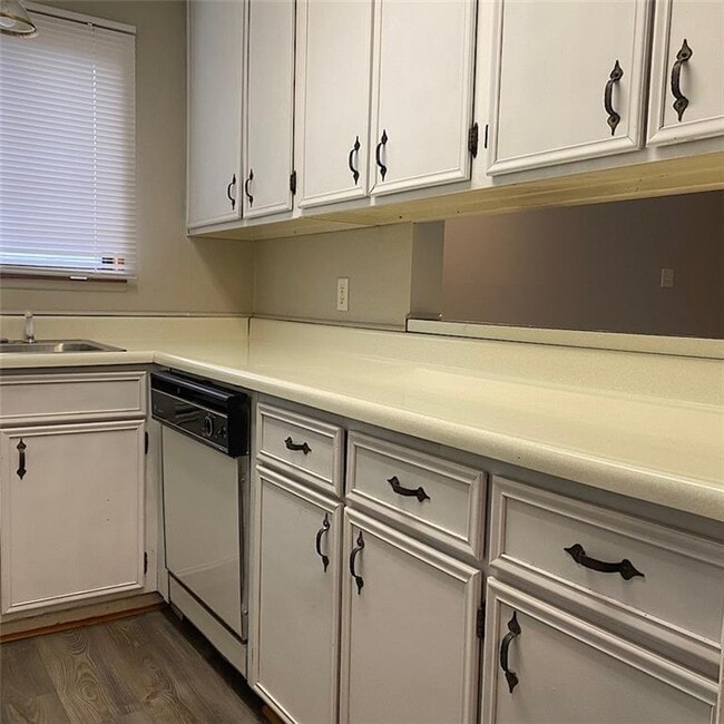 Building Photo - 6458 Lupine Terrace