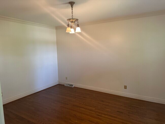 Building Photo - 3972 Perryville Rd