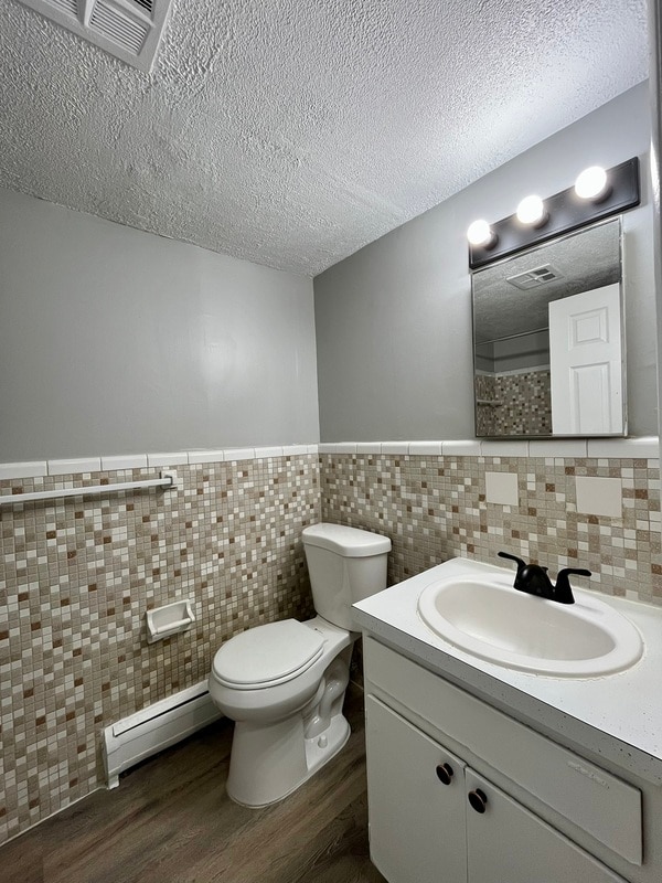 Building Photo - 1750 St Johns Blvd