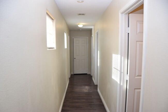 Building Photo - NORTH - 2 STORY HOME - 89081
