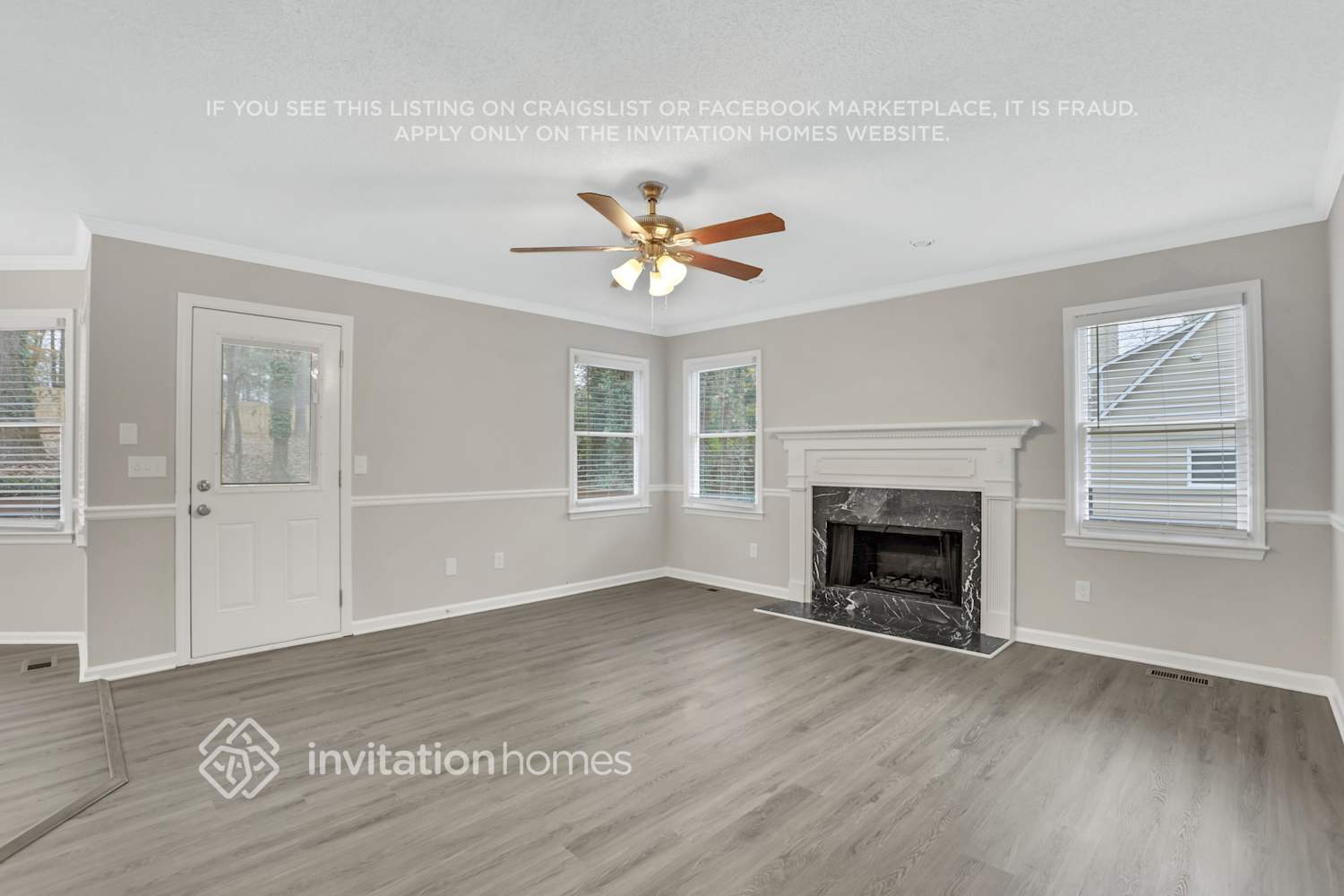 Building Photo - 1405 Silver Fox Run