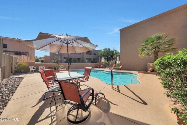 Building Photo - 13804 N Saguaro Blvd