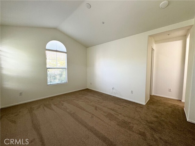 Building Photo - 19 Kenilworth Ln