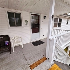 Building Photo - 17 Wysocki Dr