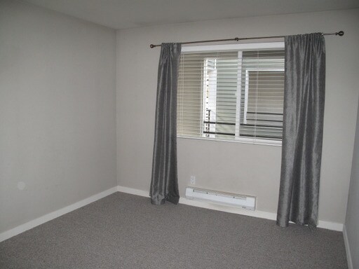 Building Photo - Modern condo near downtown Seattle! Parkin...