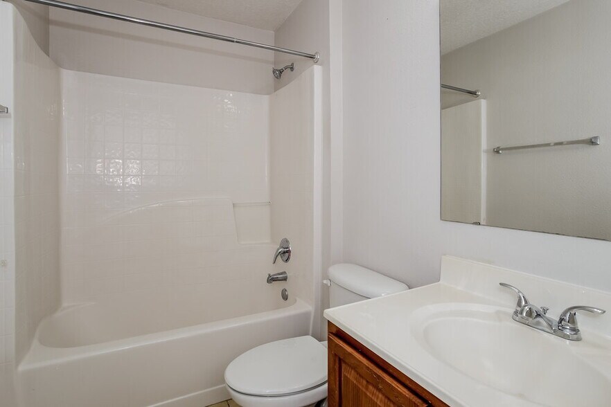 Building Photo - 5180 Gulf Sturgeon Ln