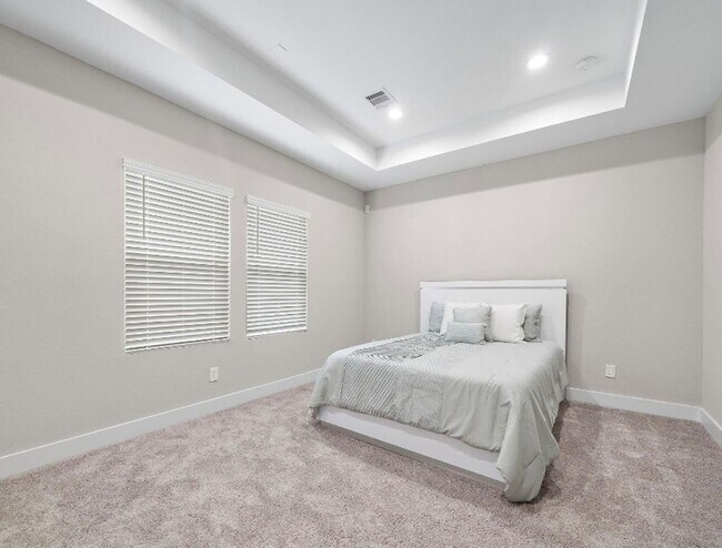 Building Photo - Brand New Construction in Houston!