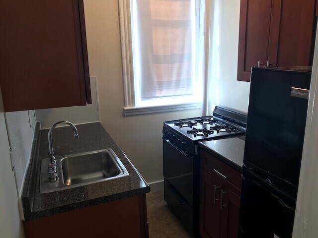 Building Photo - 1185 Boylston St