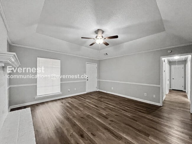 Building Photo - 10005 Riggan Dr