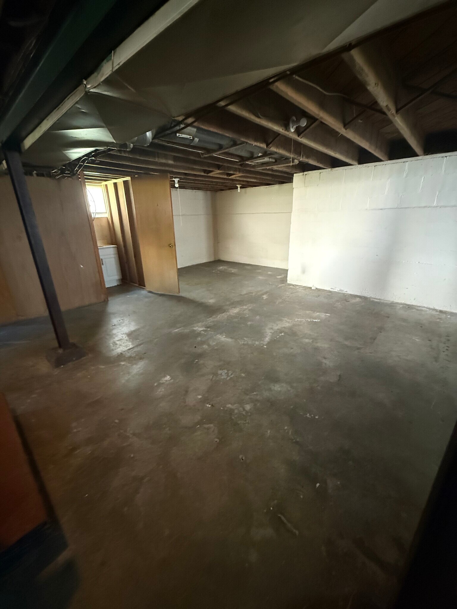 basement - 1405 N Church St