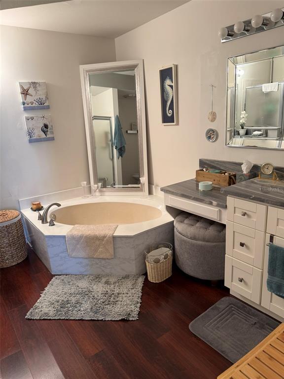 Building Photo - 731 Masterpiece Dr