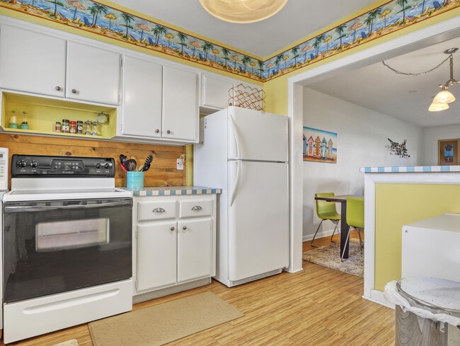 Building Photo - 2186 Jimmy Buffett Mem Hwy