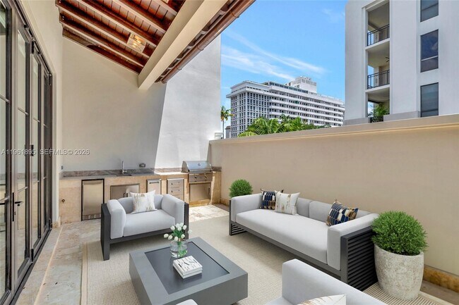 Building Photo - 2609 Anderson Rd