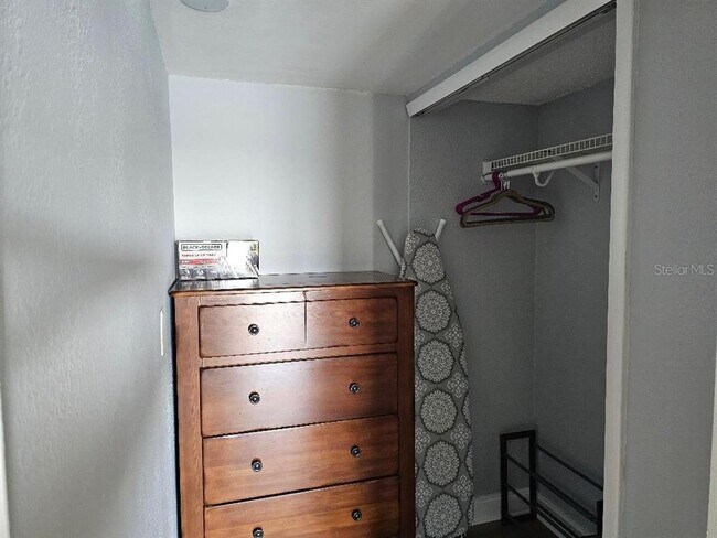 Building Photo - 125 110th Ave