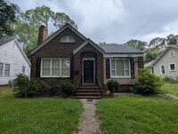 Building Photo - 904 Rosedale Ave