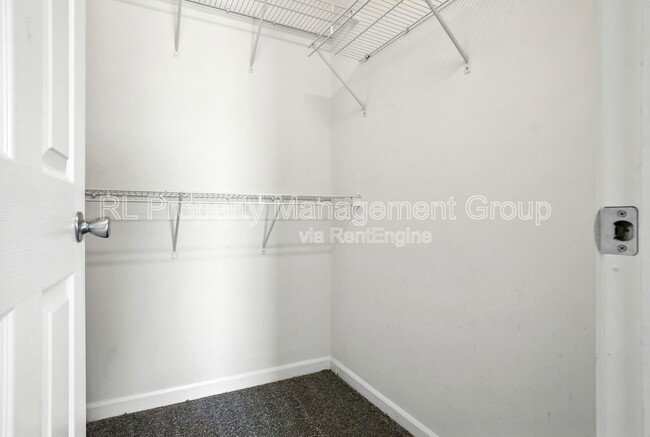 Building Photo - 7237 Steel Dust Dr