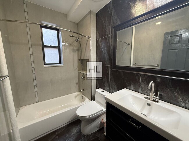 Building Photo - Brighton Beach 3BR | 30 Seconds to B/Q Train + Beach Access | Renovated Apartment