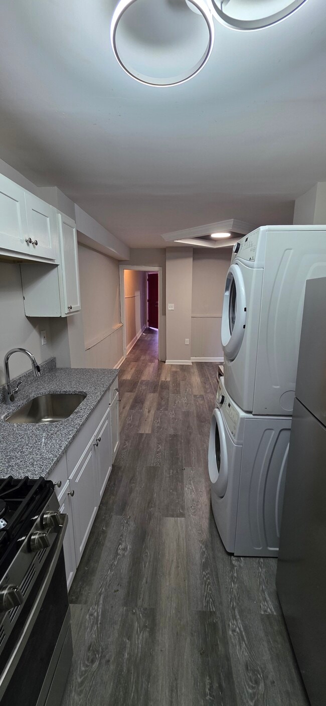 Building Photo - 2022 Etting St