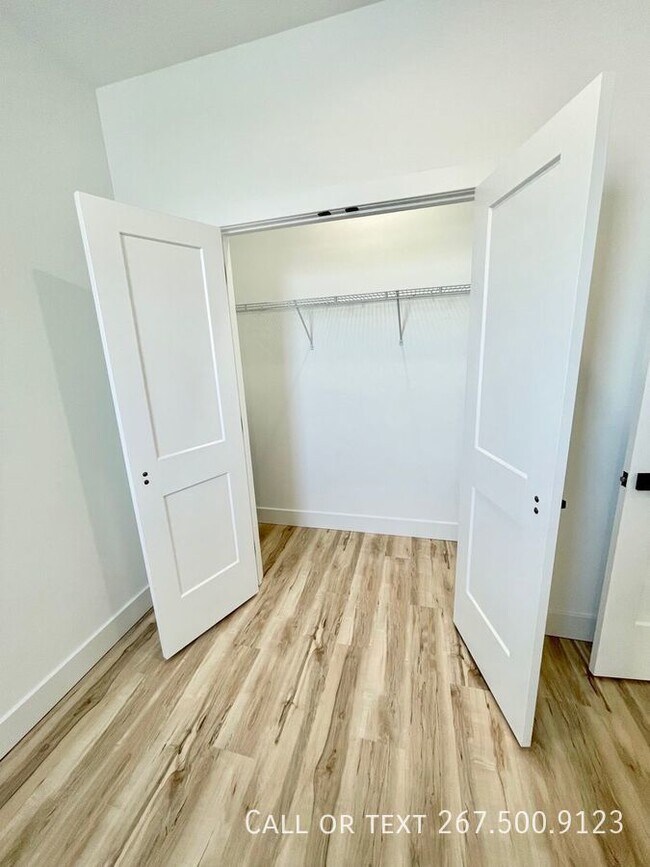 Building Photo - Brand new One and Two Bedrooms. Great Loca...