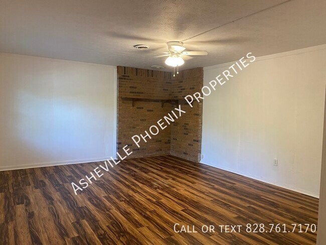 Building Photo - 17 Brookcliff Dr
