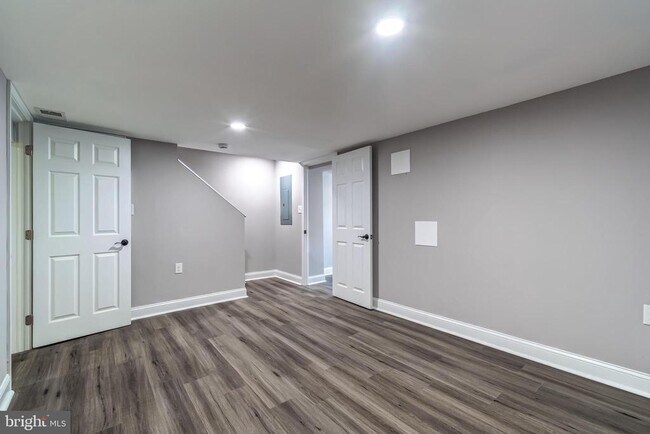 Building Photo - 1902 Good Hope Ct SE