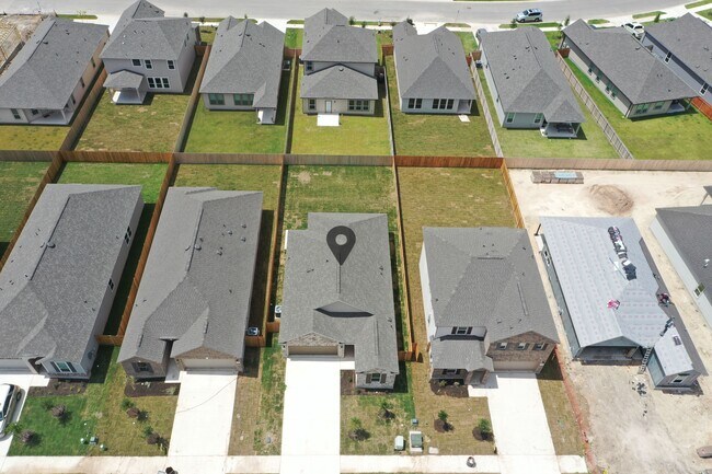 Building Photo - 216 Skipping Stone Run