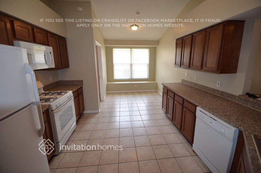Building Photo - 1447 Baythorn Dr