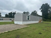 Building Photo - 145 Littleton St