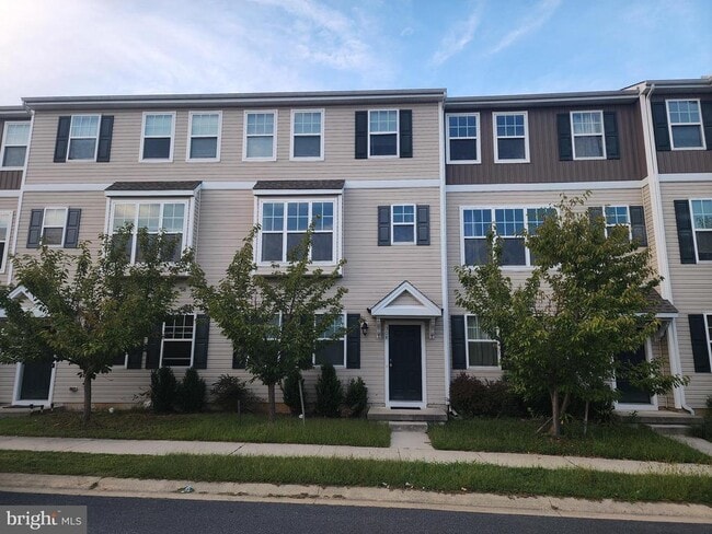 Building Photo - 308 Mardella Dr