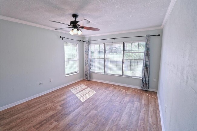 Building Photo - 2450 Heron Terrace