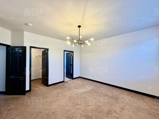 Building Photo - 3809 Rock Creek Dr