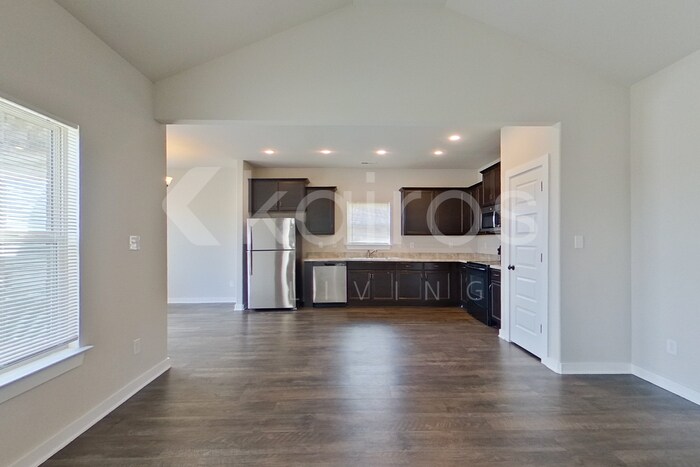 Building Photo - 26186 Valley Ridge Rd