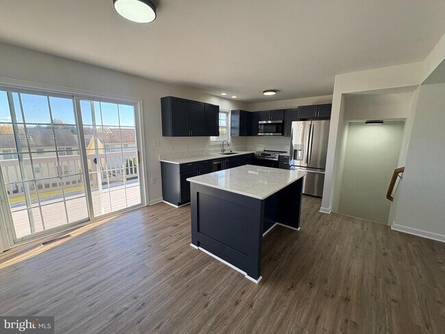 Building Photo - 55 Fuzzy Tail Dr