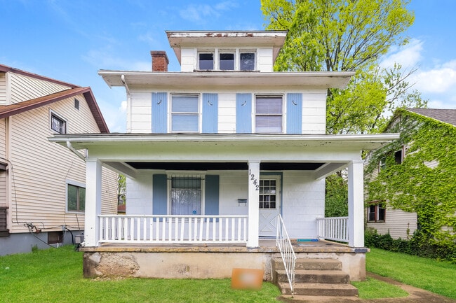 Primary Photo - 1242 Wilson Dr