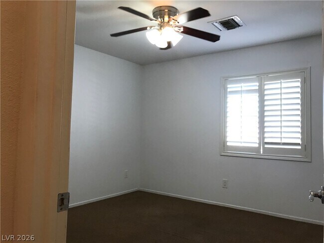 Building Photo - 9191 Dutch Oven Ct