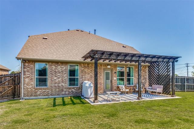 Building Photo - 3001 Maverick Dr