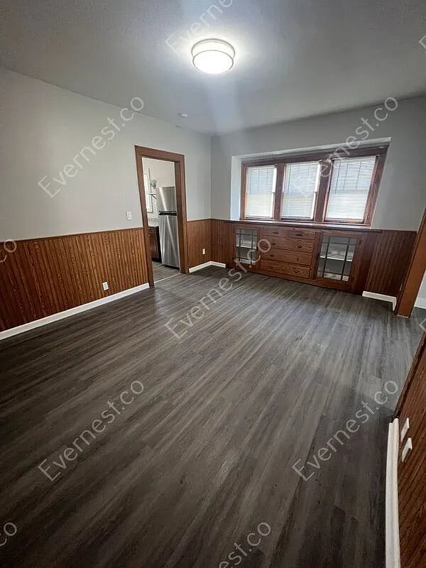 Building Photo - 3962 Woodhaven Dr