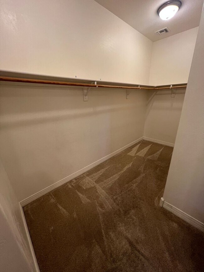 Building Photo - (LEASE PENDING) Presidio in the Pines - $3,125 - 3 Bed/2.5 Bath House with A/C