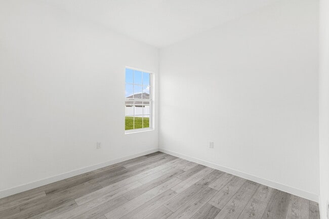 Building Photo - Modern Living Meets Comfort – Stunning 3 Bed, 2 Bath Home!