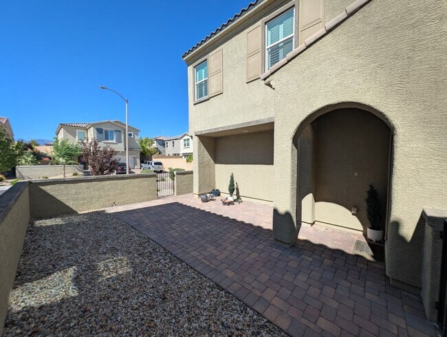 Building Photo - 8096 Skye Roar Ct