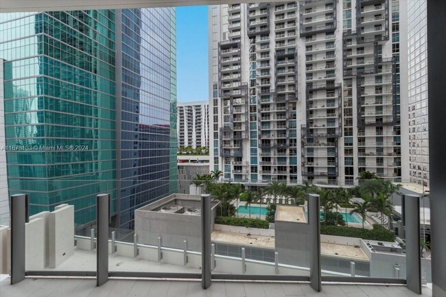 Building Photo - 300 Biscayne Blvd Way