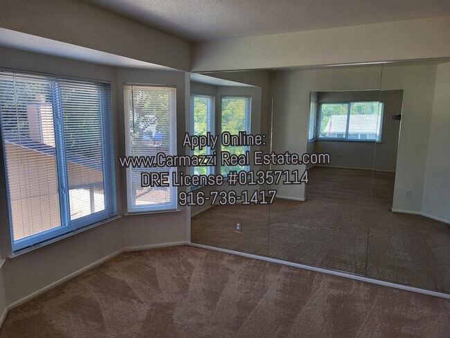 Building Photo - 9244 Mapleview Way