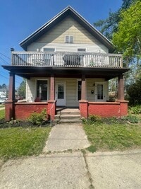Building Photo - 2037 Paris Ave NE