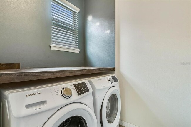 Building Photo - 16096 Bayou Crest Dr