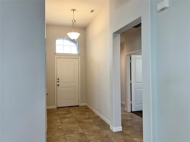 Building Photo - 170 Colter Dr