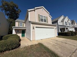 Building Photo - Updated 4BD, 2.5BA Raleigh Home With Easy ...