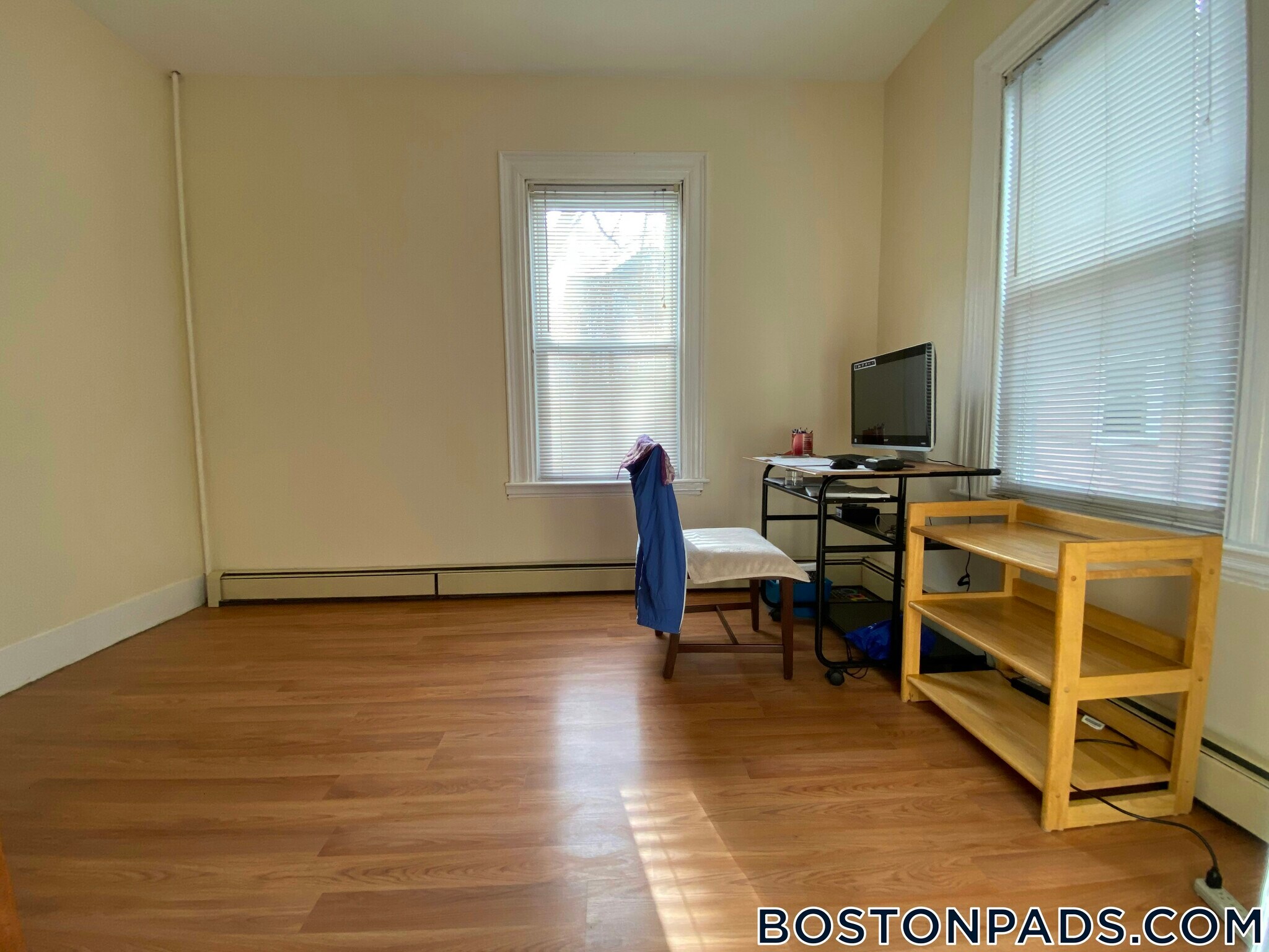 Building Photo - 103 Calumet St